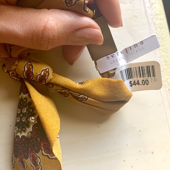 “Darcy” wrap bracelet - Picture 4 of 5